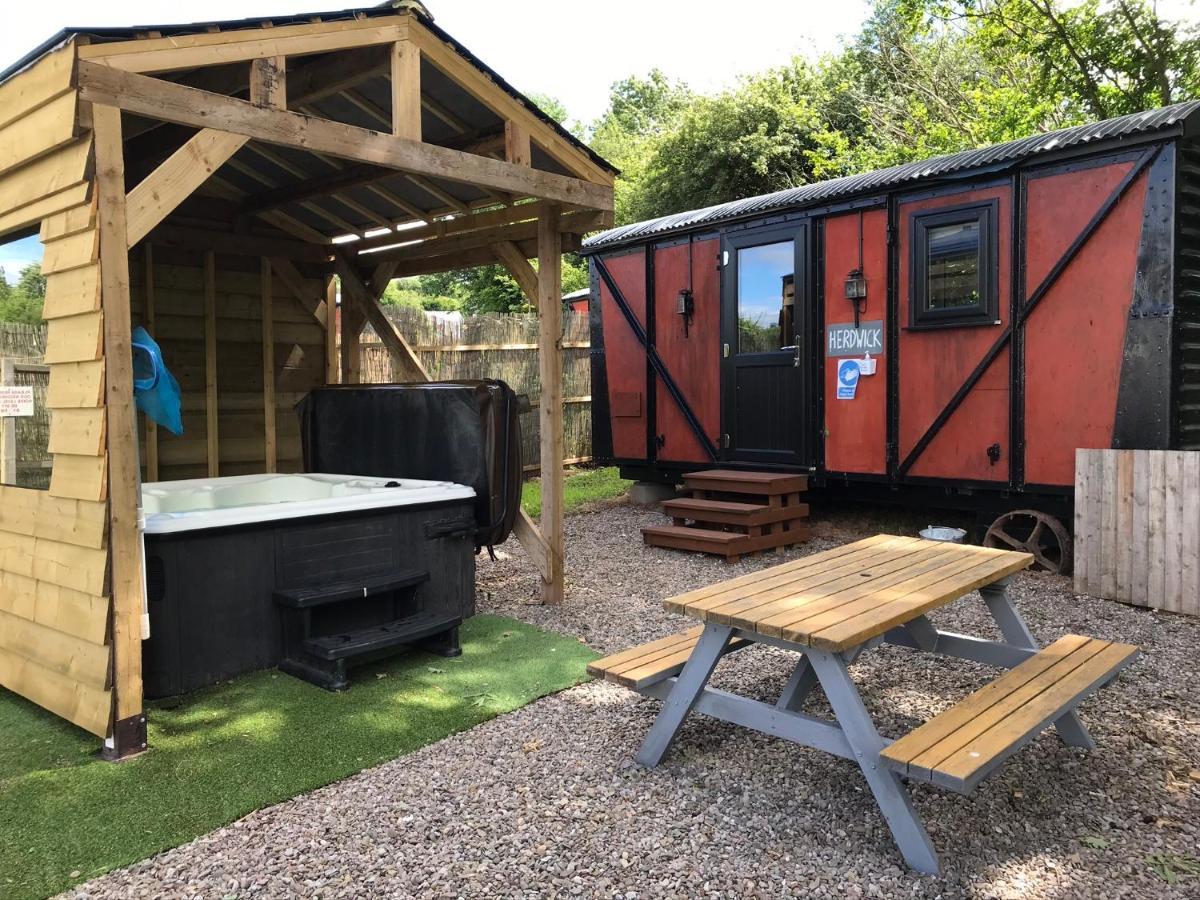 Luxury Cosy Carriage With Electric Private Hot Tub Διαμέρισμα Χέρεφορντ Εξωτερικό φωτογραφία